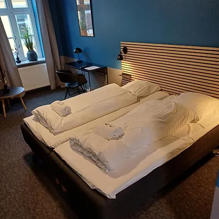 호텔 Cozy Double 3 On Pedestrian Street 3*