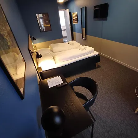 Cozy Double 3 On Pedestrian Street 3*